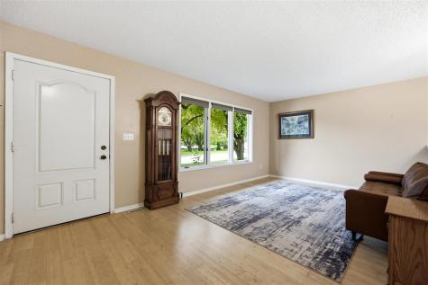 3302 Hanover Court Iowa City IA 52245