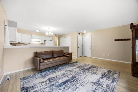 3302 Hanover Court Iowa City IA 52245