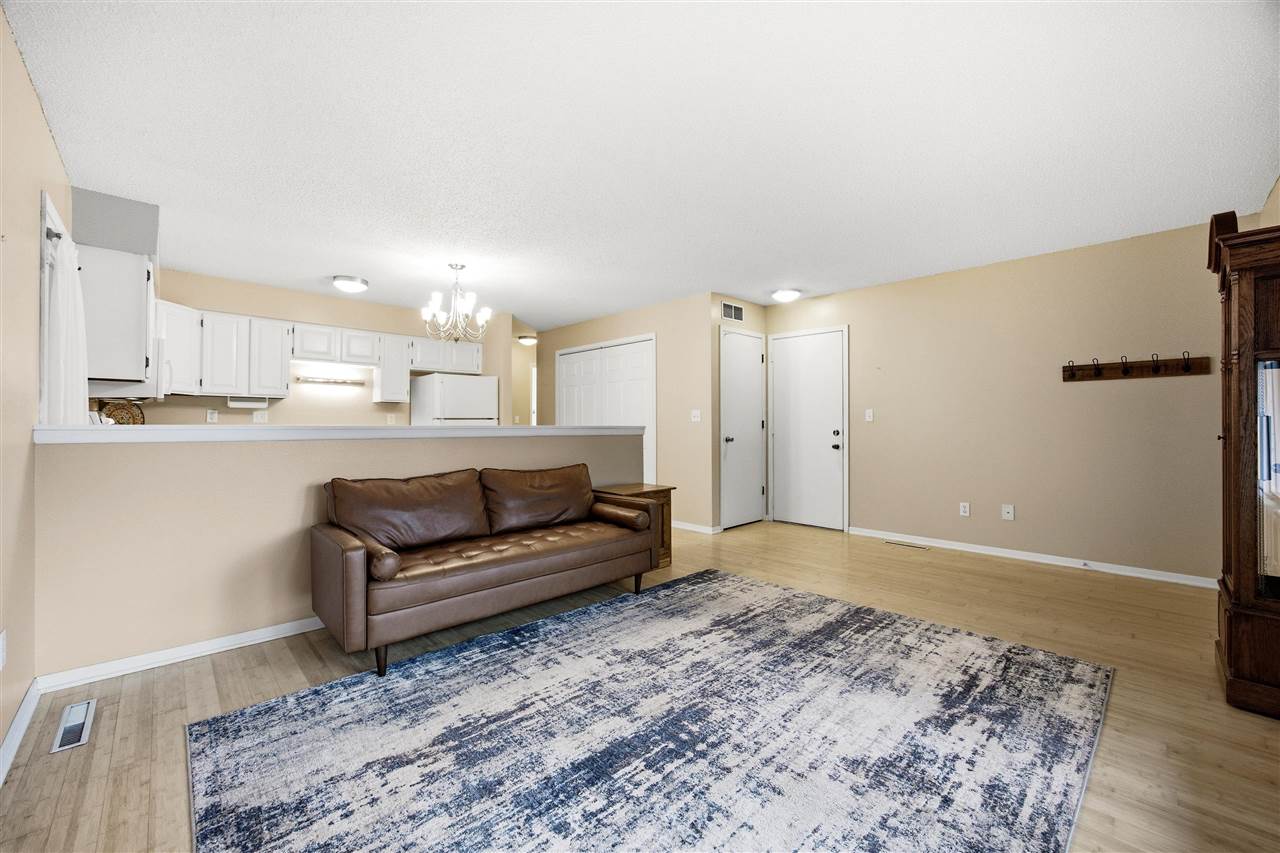 3302 Hanover Court Iowa City IA 52245