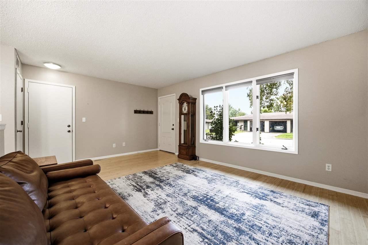 3302 Hanover Court Iowa City IA 52245