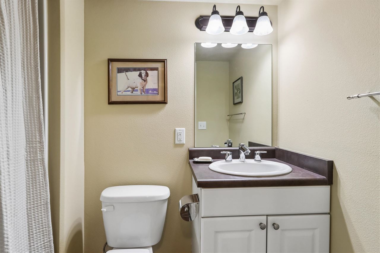 232 Woodfield Lane Tiffin IA 52340