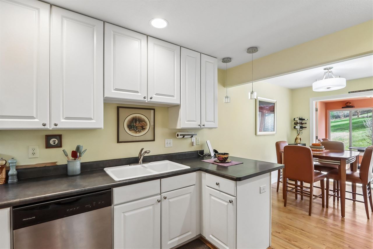 232 Woodfield Lane Tiffin IA 52340
