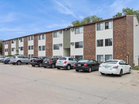 914 Benton Drive Iowa City IA 52246