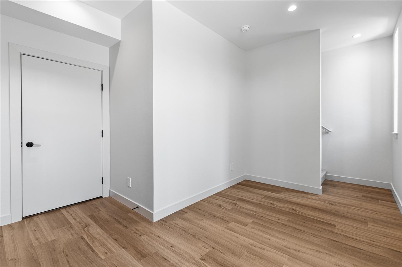 14 Lincoln Avenue #4 Iowa City IA 52246