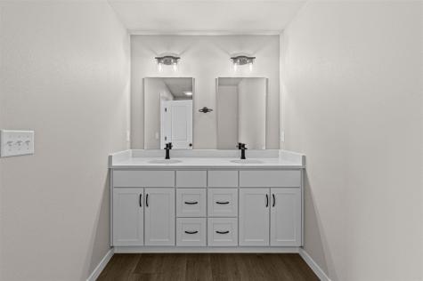 2308 Water Tower Place North Liberty IA 52317