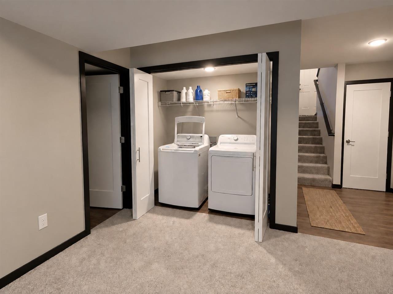 609 Riley Lane West Branch IA 52358
