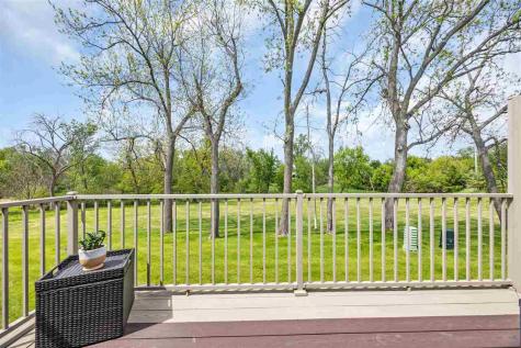 396 Teakwood Lane Cedar Rapids IA 52402