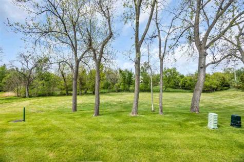396 Teakwood Lane Cedar Rapids IA 52402