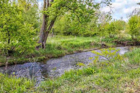 396 Teakwood Lane Cedar Rapids IA 52402