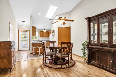 396 Teakwood Lane Cedar Rapids IA 52402