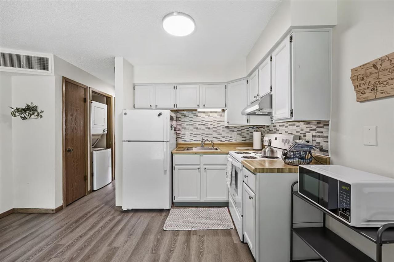 2639 Westwinds Drive Iowa City IA 52246