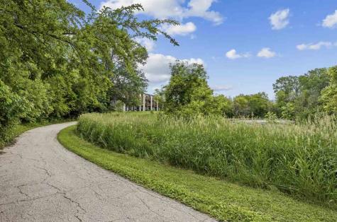2639 Westwinds Drive Iowa City IA 52246