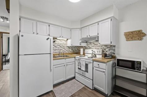 2639 Westwinds Drive Iowa City IA 52246