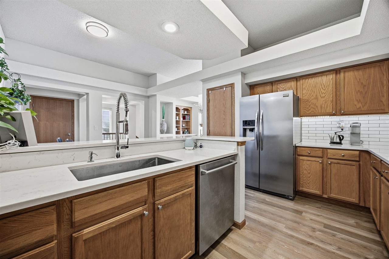 1530 Ranier Drive Iowa City IA 52246