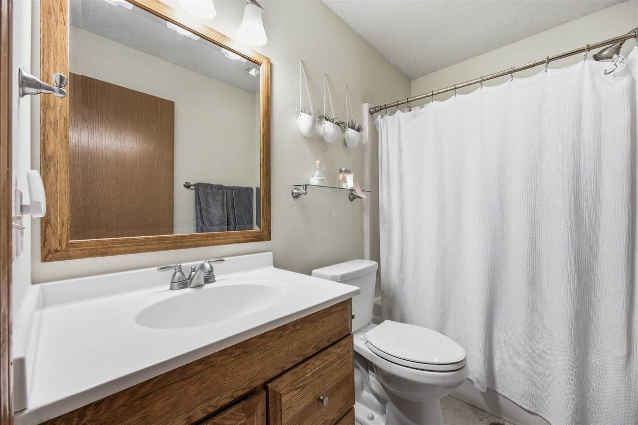 1530 Ranier Drive Iowa City IA 52246