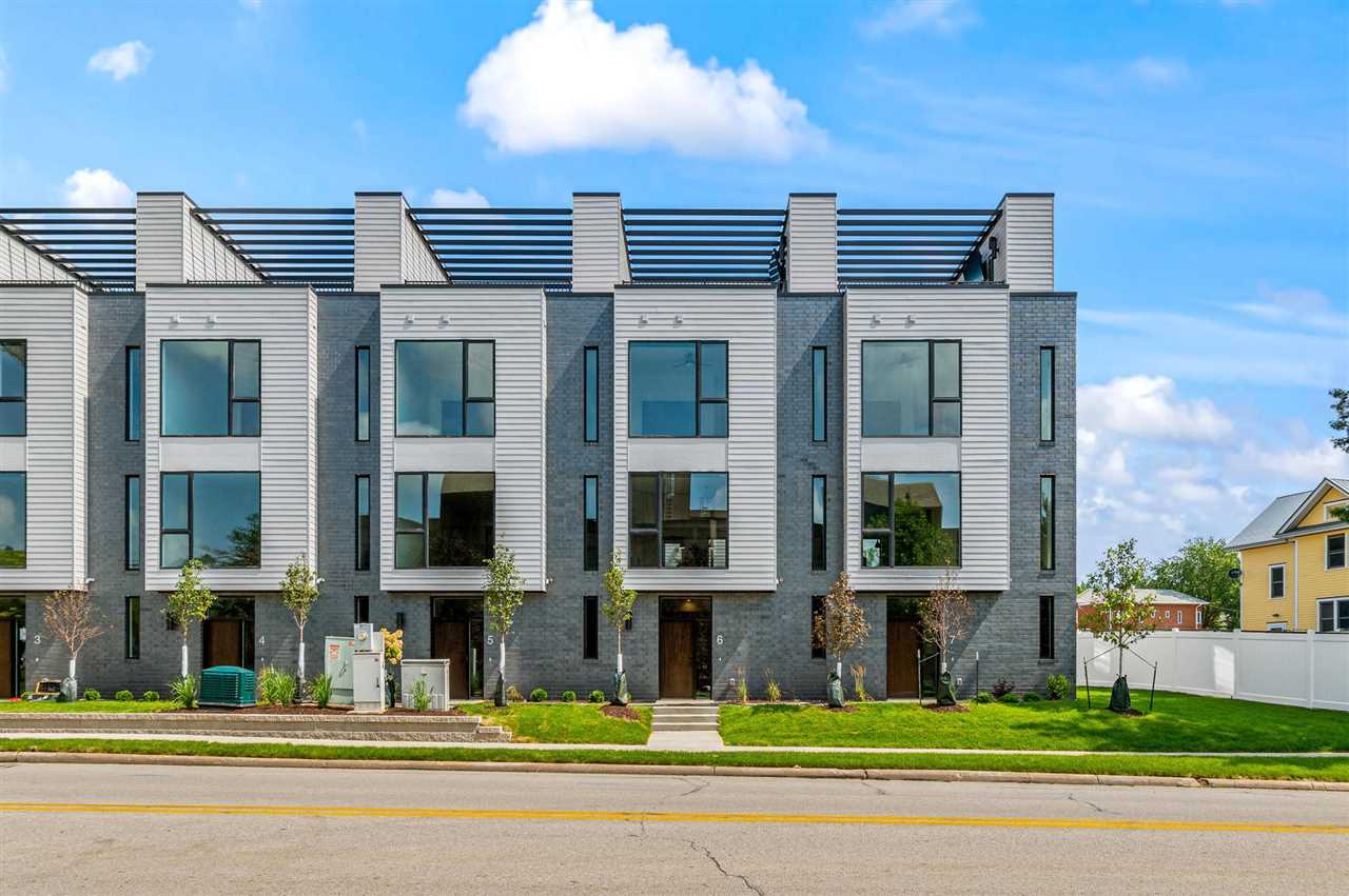 14 Lincoln Avenue #6 Iowa City IA 52246