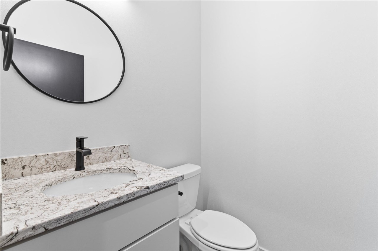 14 Lincoln Avenue #6 Iowa City IA 52246