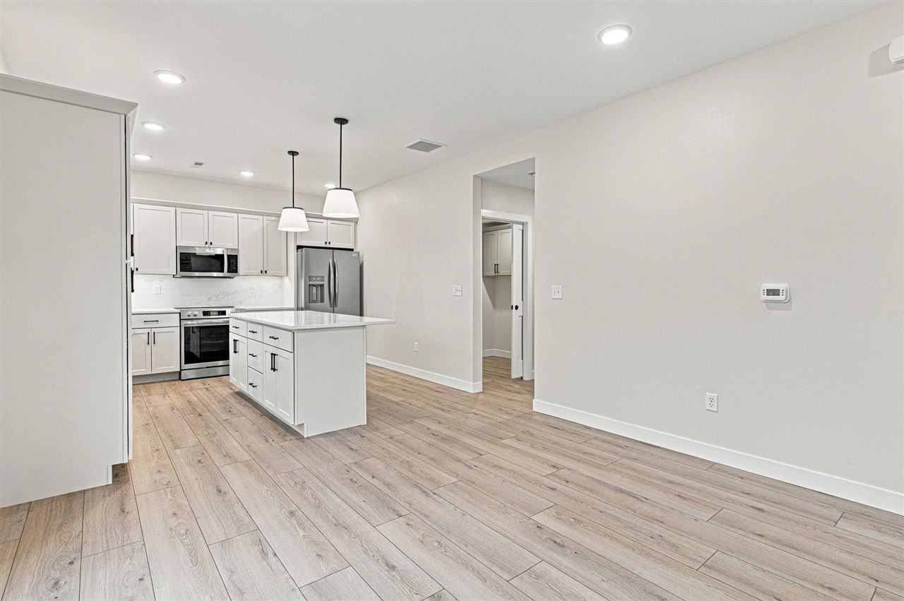3971 Unbrideled Avenue Iowa City IA 52240