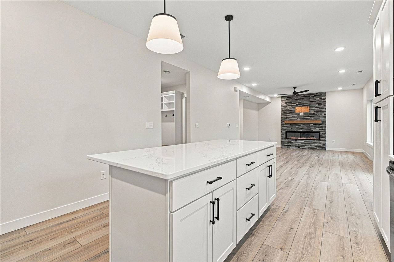 3971 Unbrideled Avenue Iowa City IA 52240