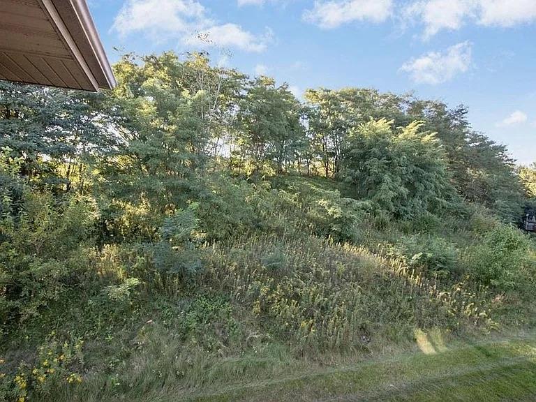 2268 Holiday Road Coralville IA 52241