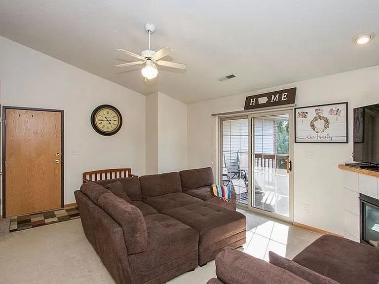 2268 Holiday Road Coralville IA 52241