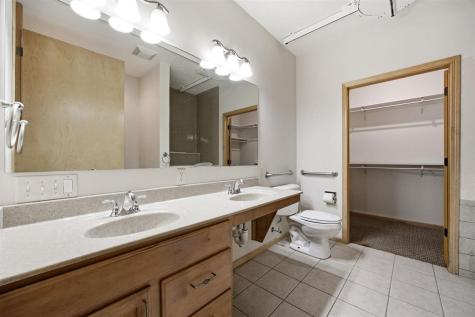2118 Abbie Court Coralville IA 52241