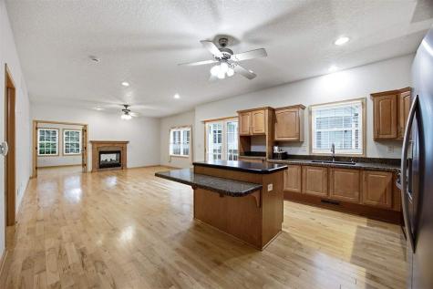 2118 Abbie Court Coralville IA 52241