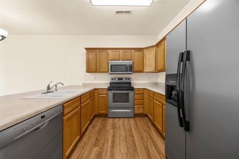 1779 Louis Place Iowa City IA 52246
