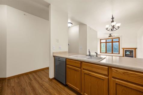 1779 Louis Place Iowa City IA 52246