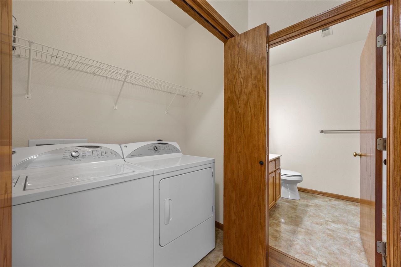 1779 Louis Place Iowa City IA 52246