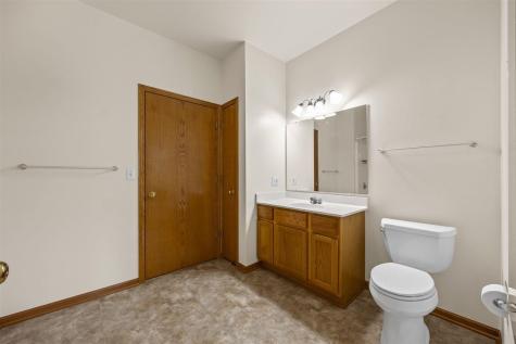 1779 Louis Place Iowa City IA 52246
