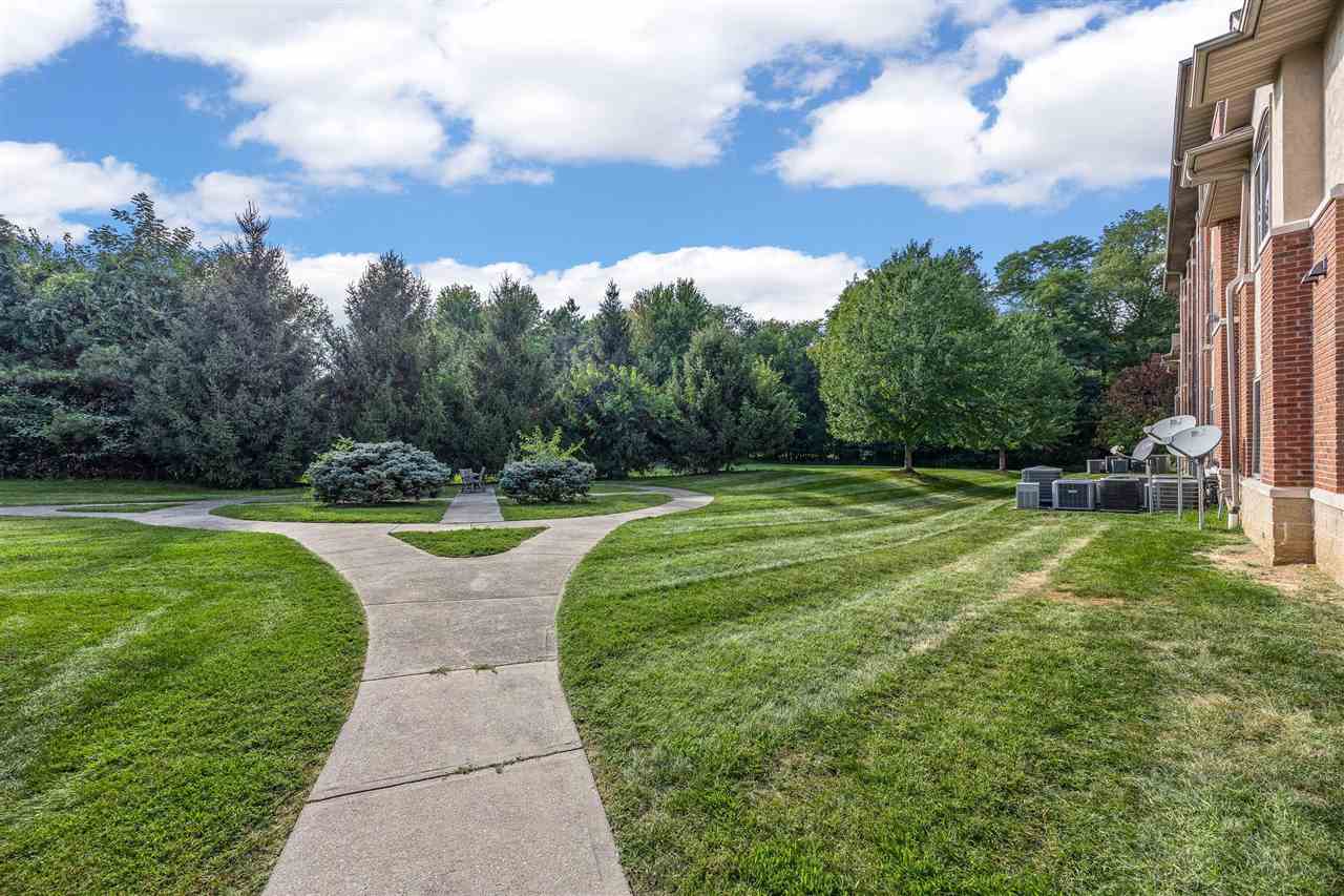 1779 Louis Place Iowa City IA 52246