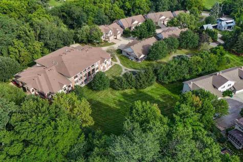 1779 Louis Place Iowa City IA 52246