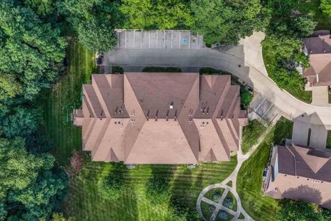 1779 Louis Place Iowa City IA 52246