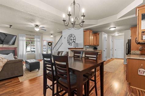 1476 Burr Drive North Liberty IA 52317