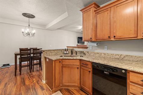 1476 Burr Drive North Liberty IA 52317