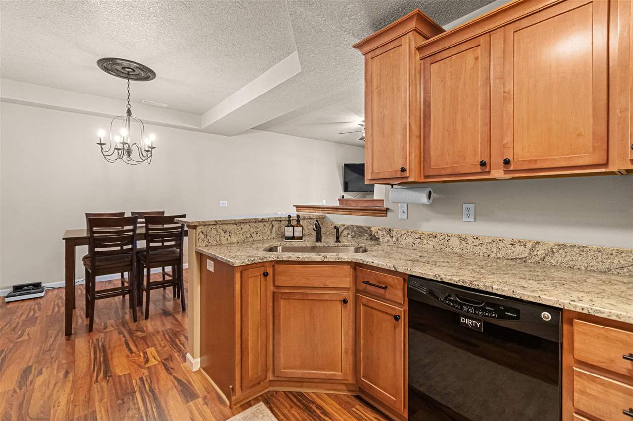 1476 Burr Drive North Liberty IA 52317