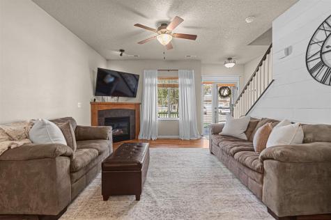 1476 Burr Drive North Liberty IA 52317