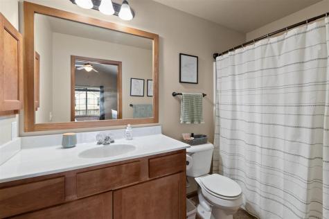 1657 Burr Drive North Liberty IA 52317