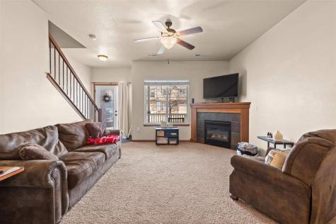 1657 Burr Drive North Liberty IA 52317