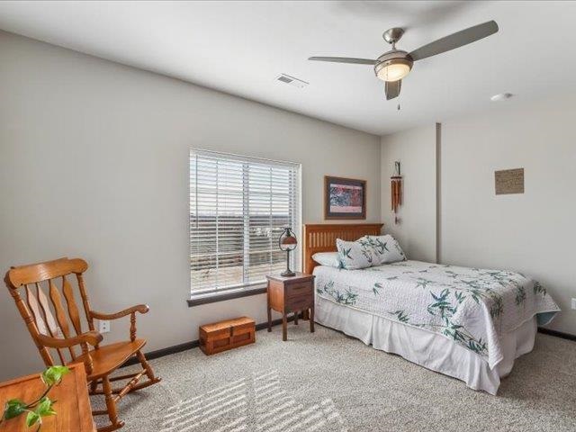 2873 Spring Rose Circle Coralville IA 52241