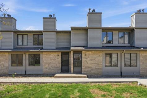 932 Westside Drive Iowa City IA 52246