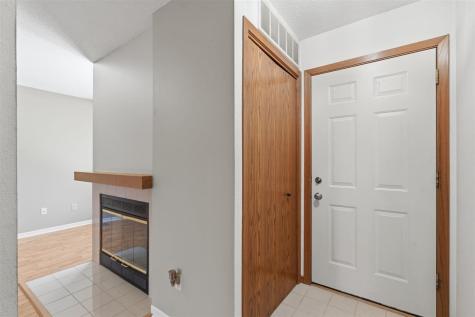 932 Westside Drive Iowa City IA 52246