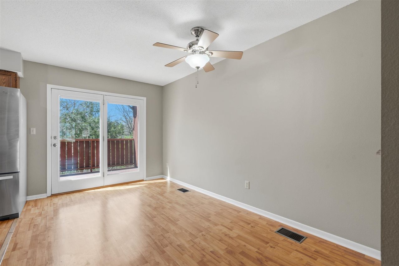 932 Westside Drive Iowa City IA 52246