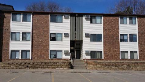 906 Benton Drive Iowa City IA 52246