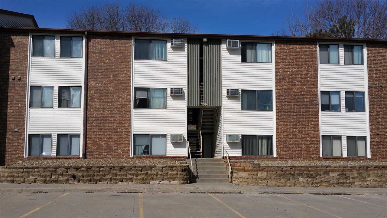 906 Benton Drive Iowa City IA 52246