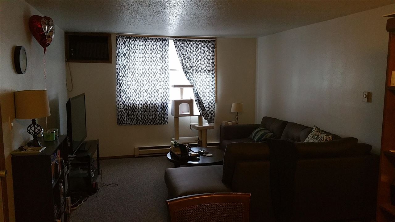 906 Benton Drive Iowa City IA 52246