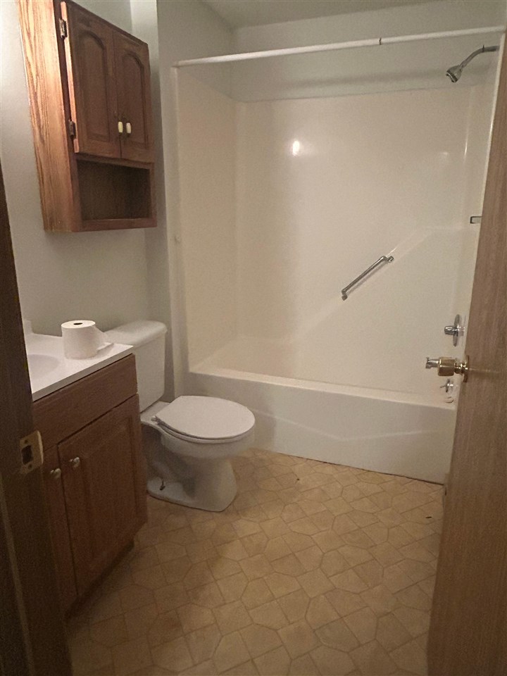 810 Benton Drive Iowa City IA 52246