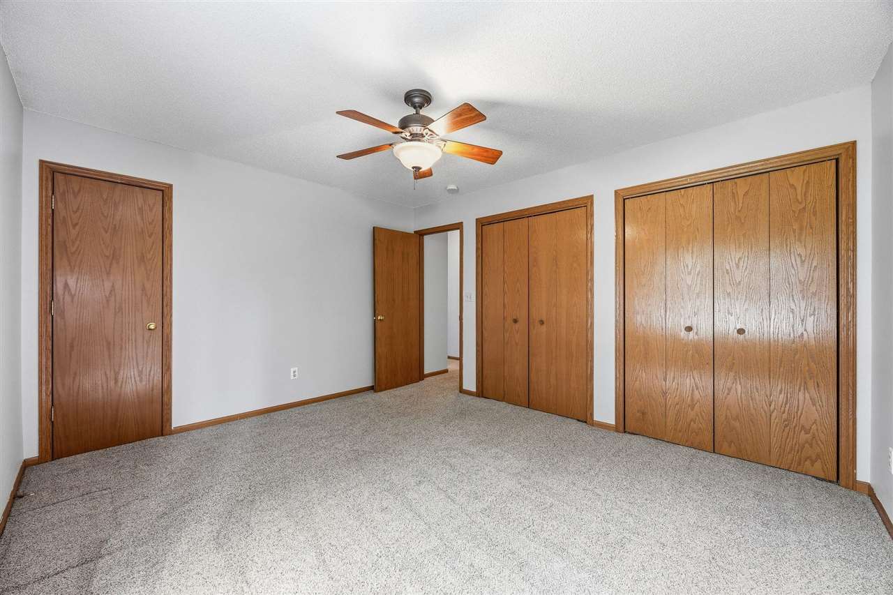 218 West Side Drive Iowa City IA 52246