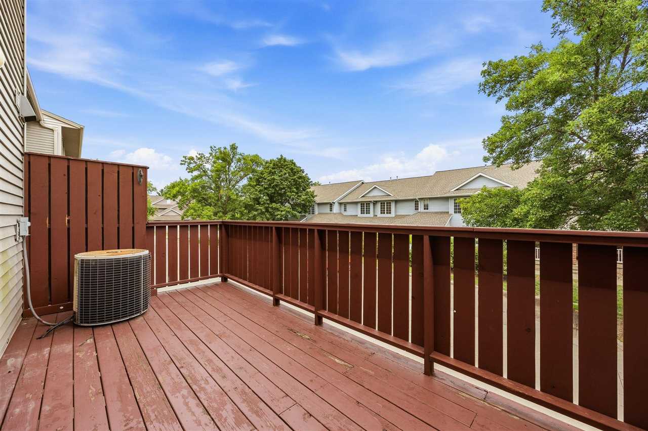 218 West Side Drive Iowa City IA 52246